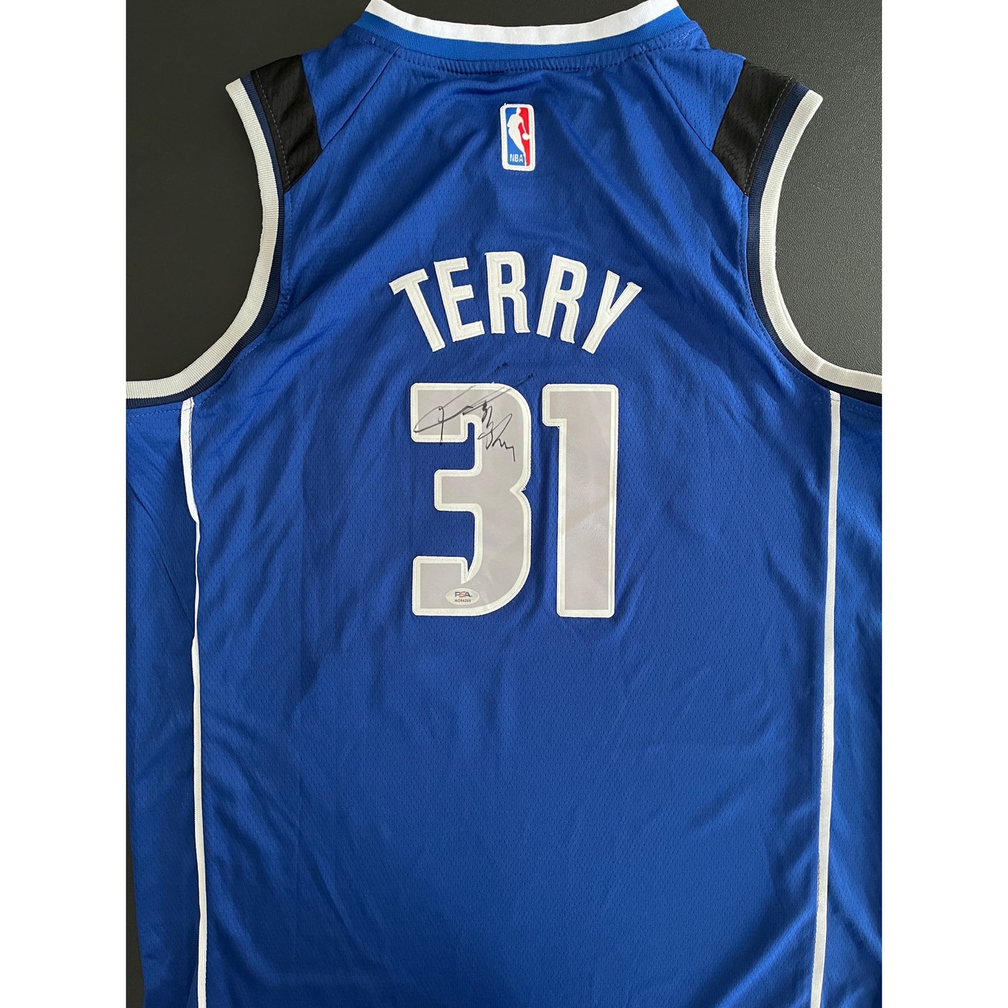 Jason Terry Signed Dallas Mavericks Jersey PSA/DNA