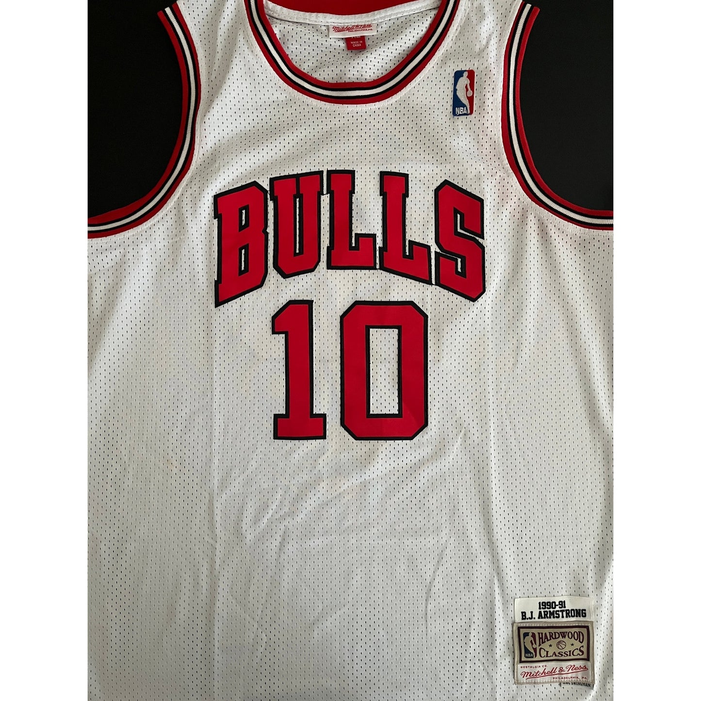 BJ Armstrong Signed Chicago Bulls Jersey BAS Beckett COA