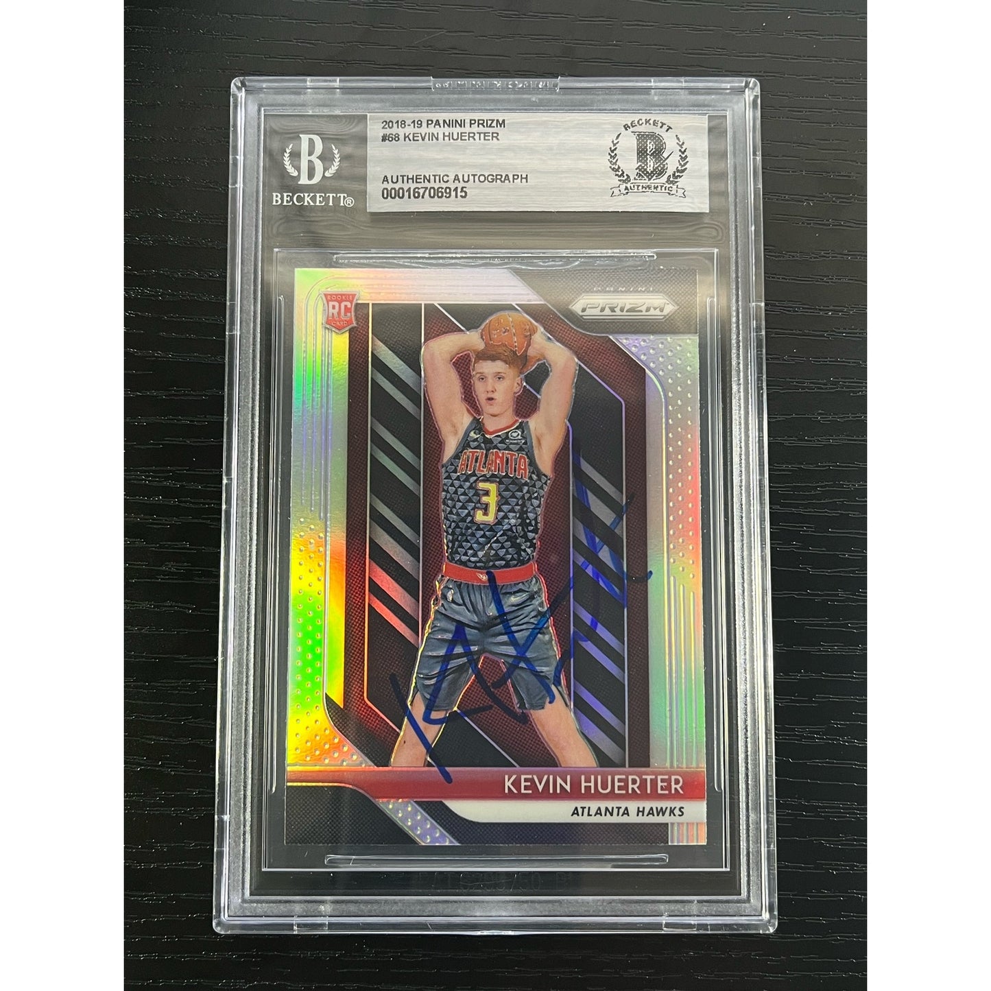 2018-19 Panini Prizm Kevin Huerter Signed Silver RC Auto Beckett BAS