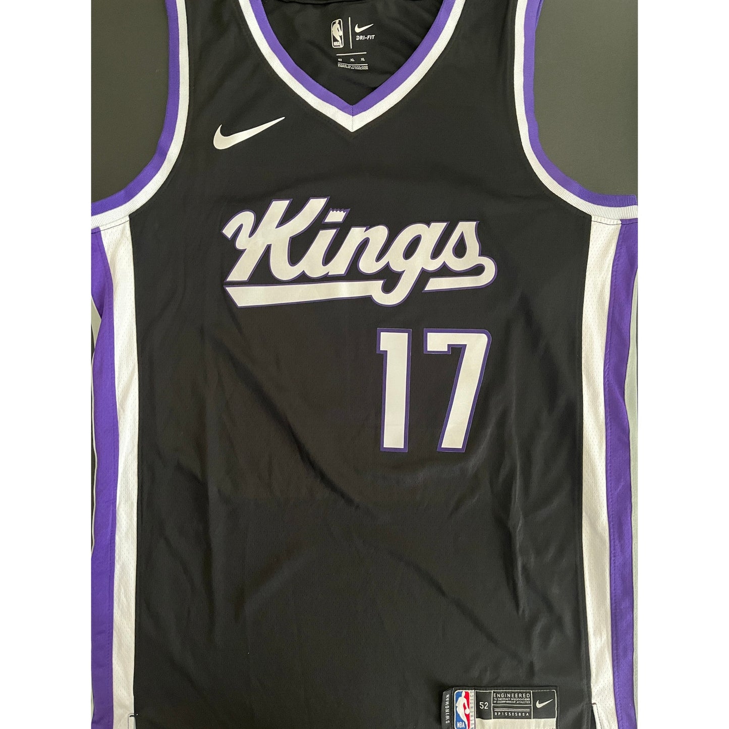 Dennis Schröder Signed Sacramento Kings Jersey PSA/DNA