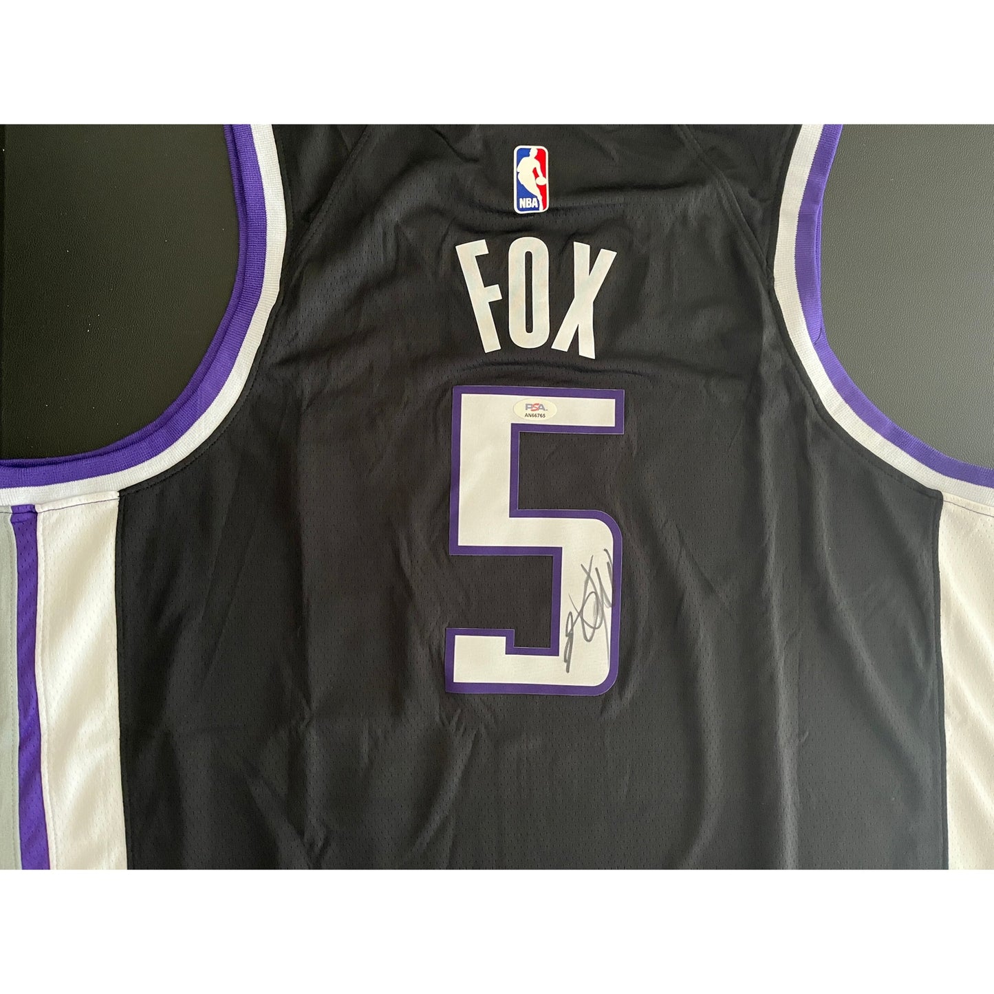 De'Aaron Fox Signed Sacramento Kings Jersey PSA/DNA COA