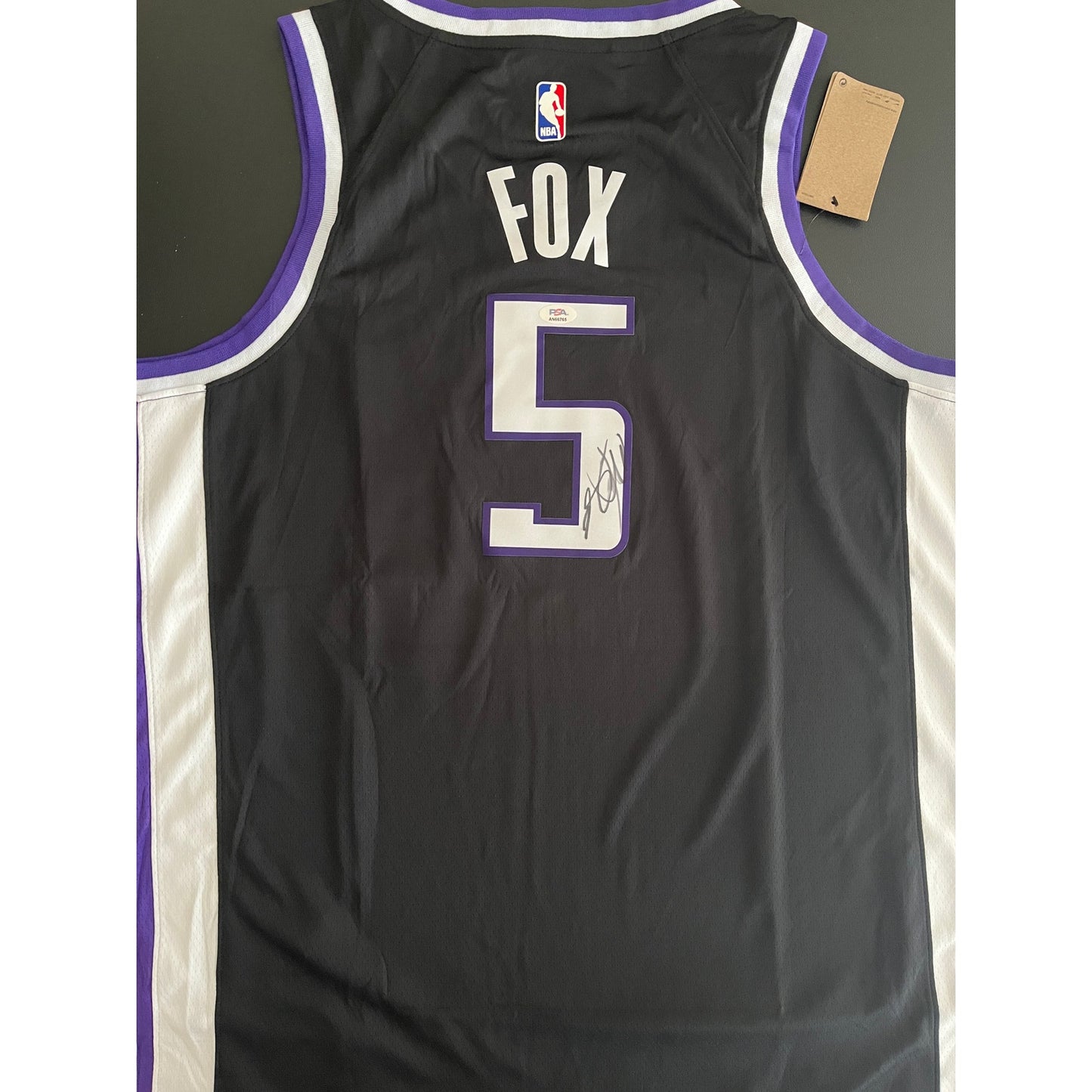 De'Aaron Fox Signed Sacramento Kings Jersey PSA/DNA COA