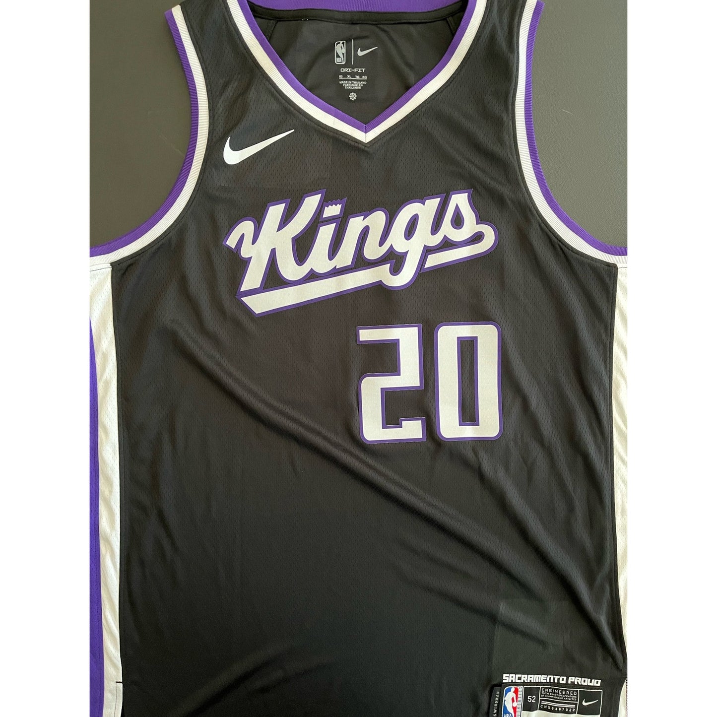 Colby Jones Signed Sacramento Kings Jersey PSA/DNA