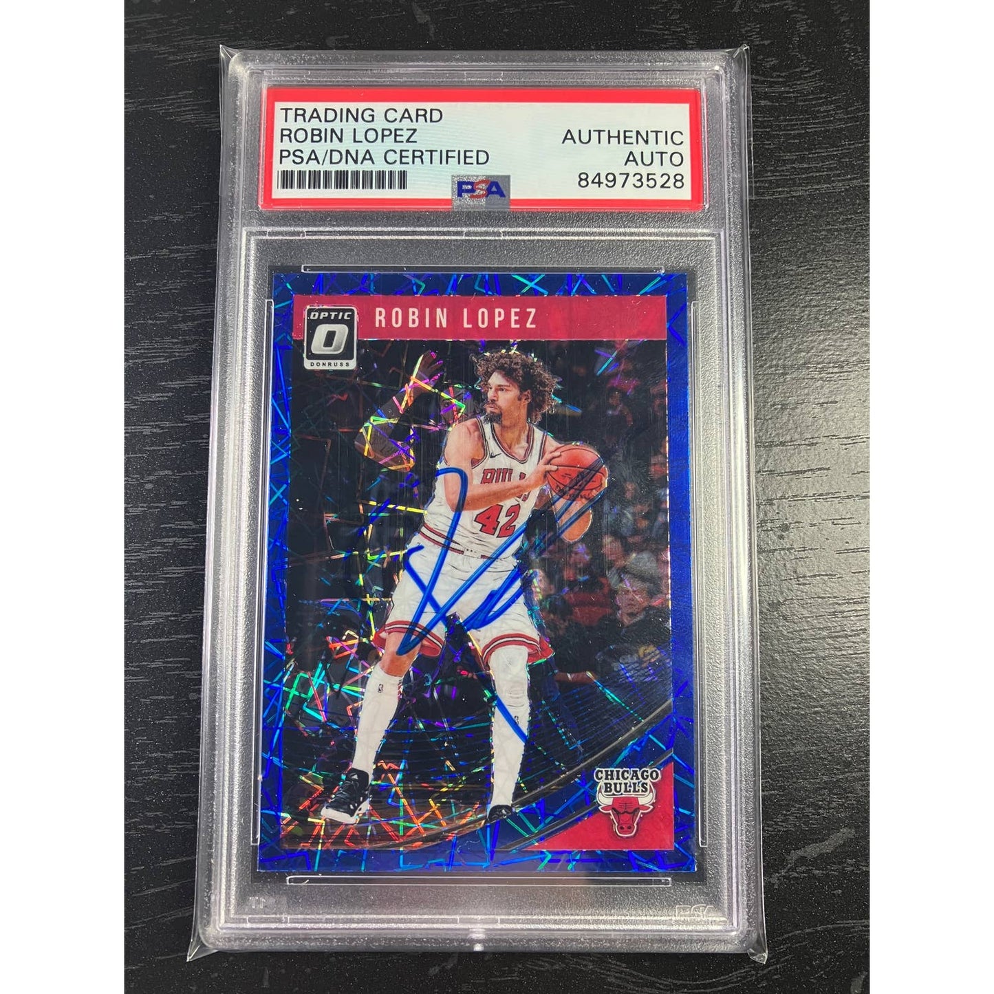 2018-19 Donruss Optic Blue Velocity Robin Lopez Signed Card Bulls Auto PSA/DNA