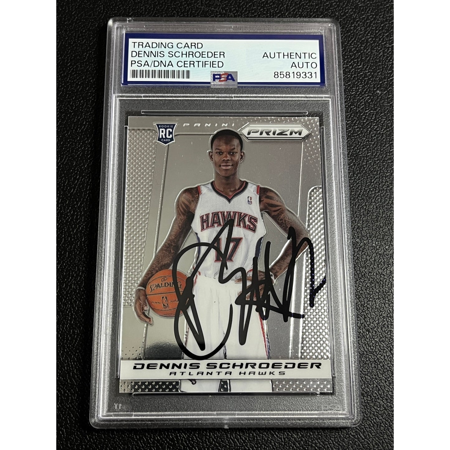 2013-14 Panini Prizm Dennis Schroeder #286 Signed RC Auto Hawks Card PSA/DNA