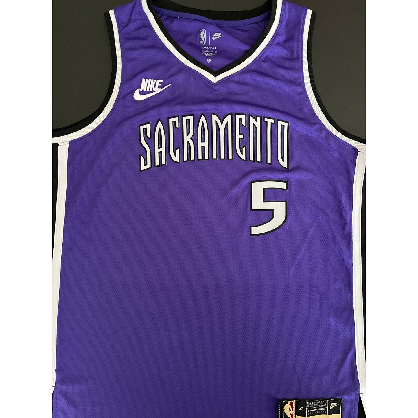De'Aaron Fox Signed Sacramento Kings Classic Edition Jersey PSA/DNA