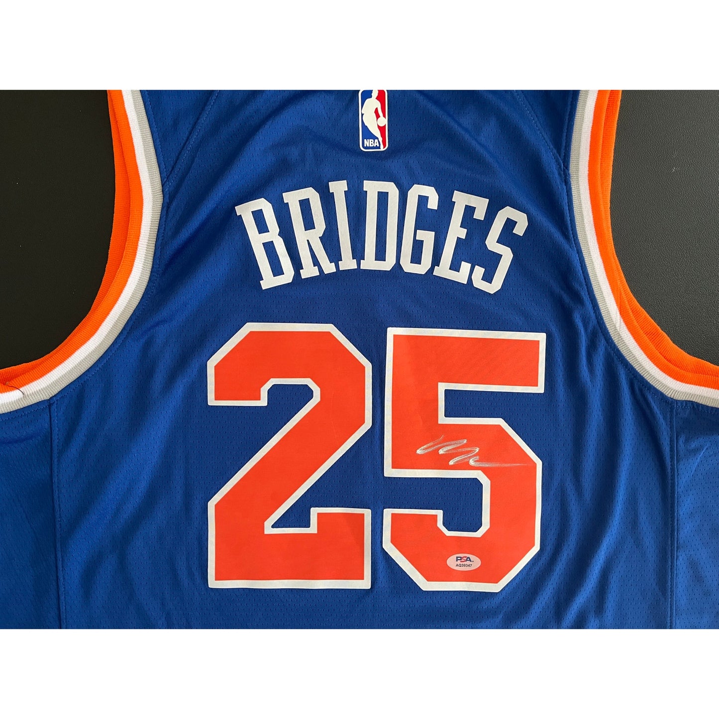 Mikal Bridges Signed New York Knicks Jersey PSA/DNA