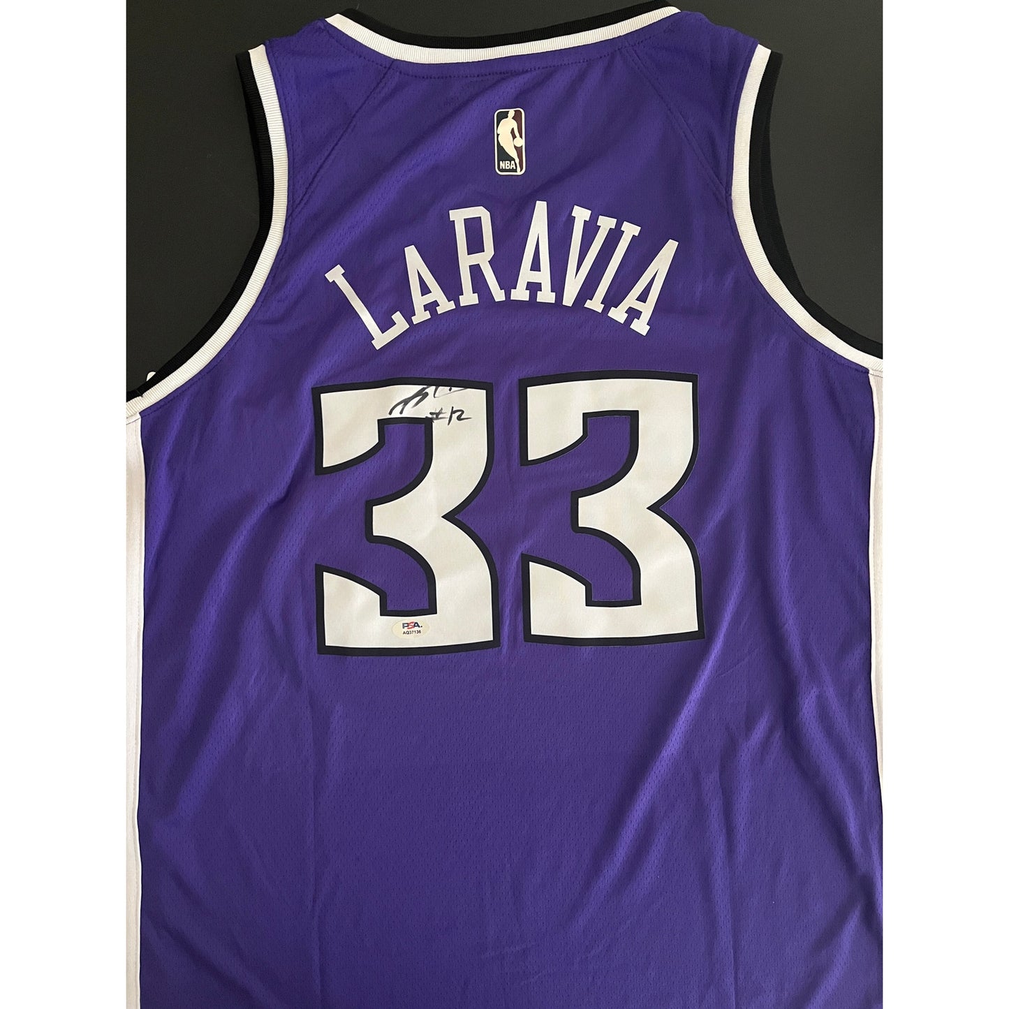 Jake LaRavia Signed Sacramento Kings Jersey PSA/DNA