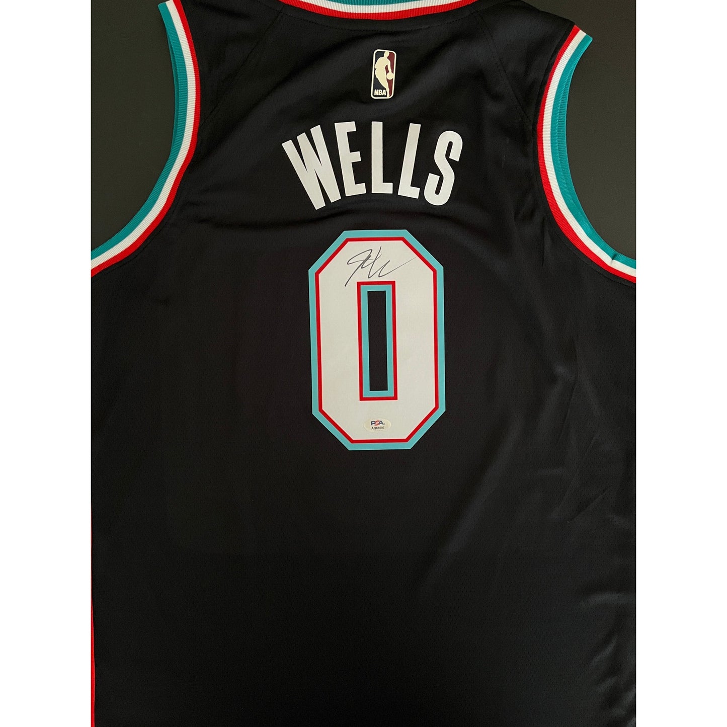Jaylen Wells Signed Memphis Grizzlies Jersey PSA/DNA