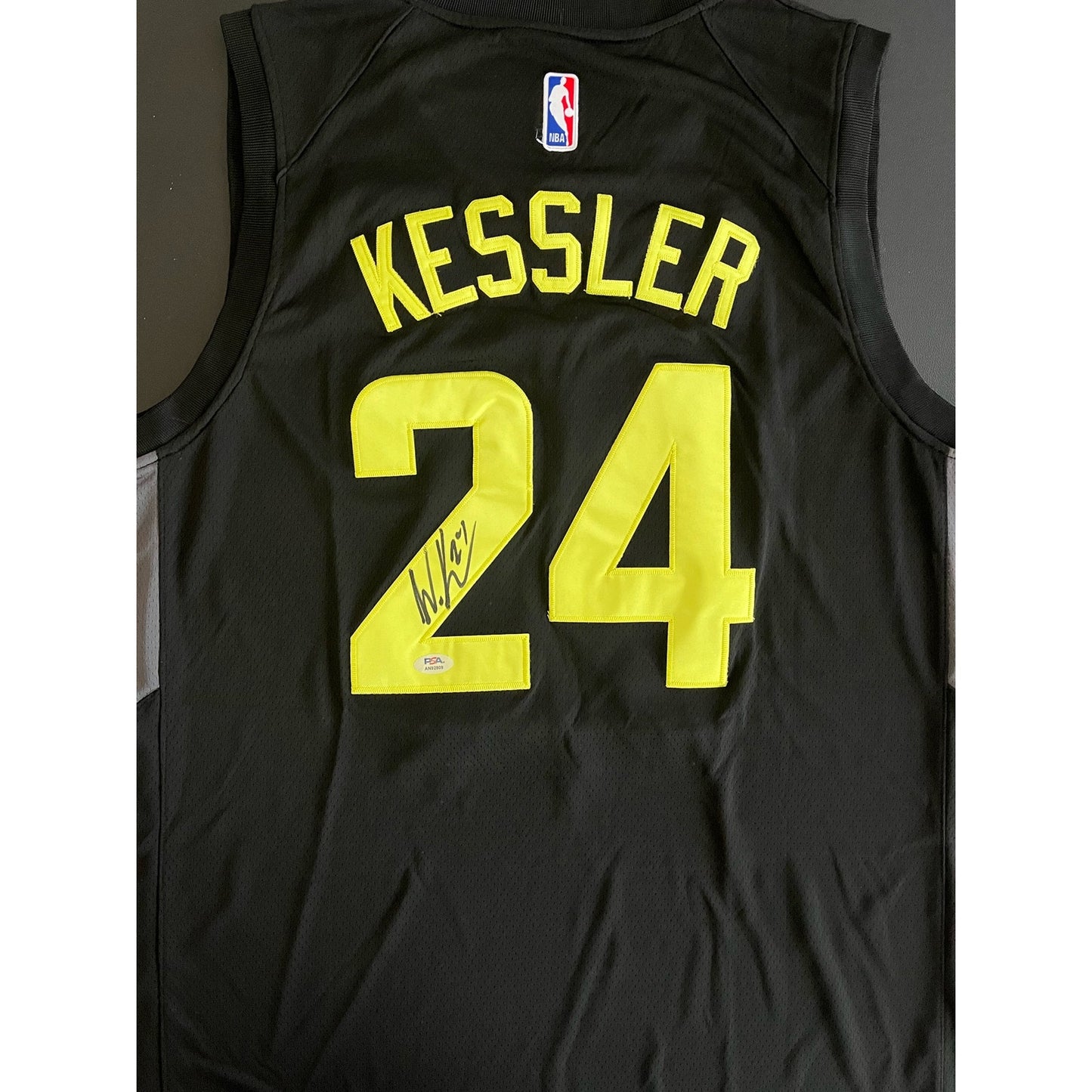 Walker Kessler Signed Utah Jazz Jersey PSA/DNA